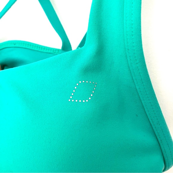 Lorna Jane Sports Bras Size M - Picture 4 of 5